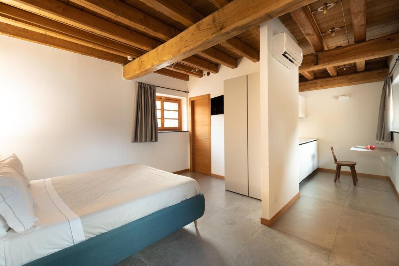 Antico Borgo Molino 7Cento Vicino Ai Giardini Di Ninfa Hotell Cori Eksteriør bilde