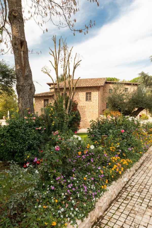 Antico Borgo Molino 7Cento Vicino Ai Giardini Di Ninfa Hotell Cori Eksteriør bilde